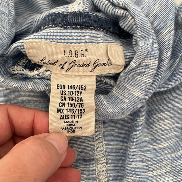 Pull over shirt - Picture 4 of 4